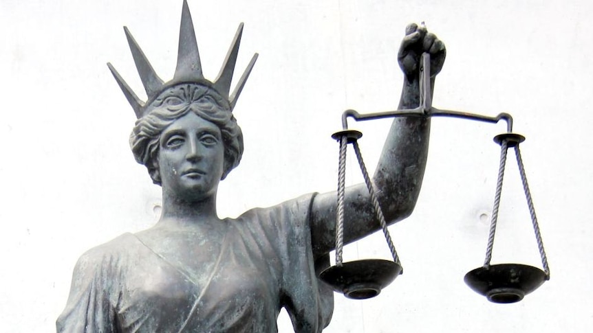 Statue holding the scales of justice