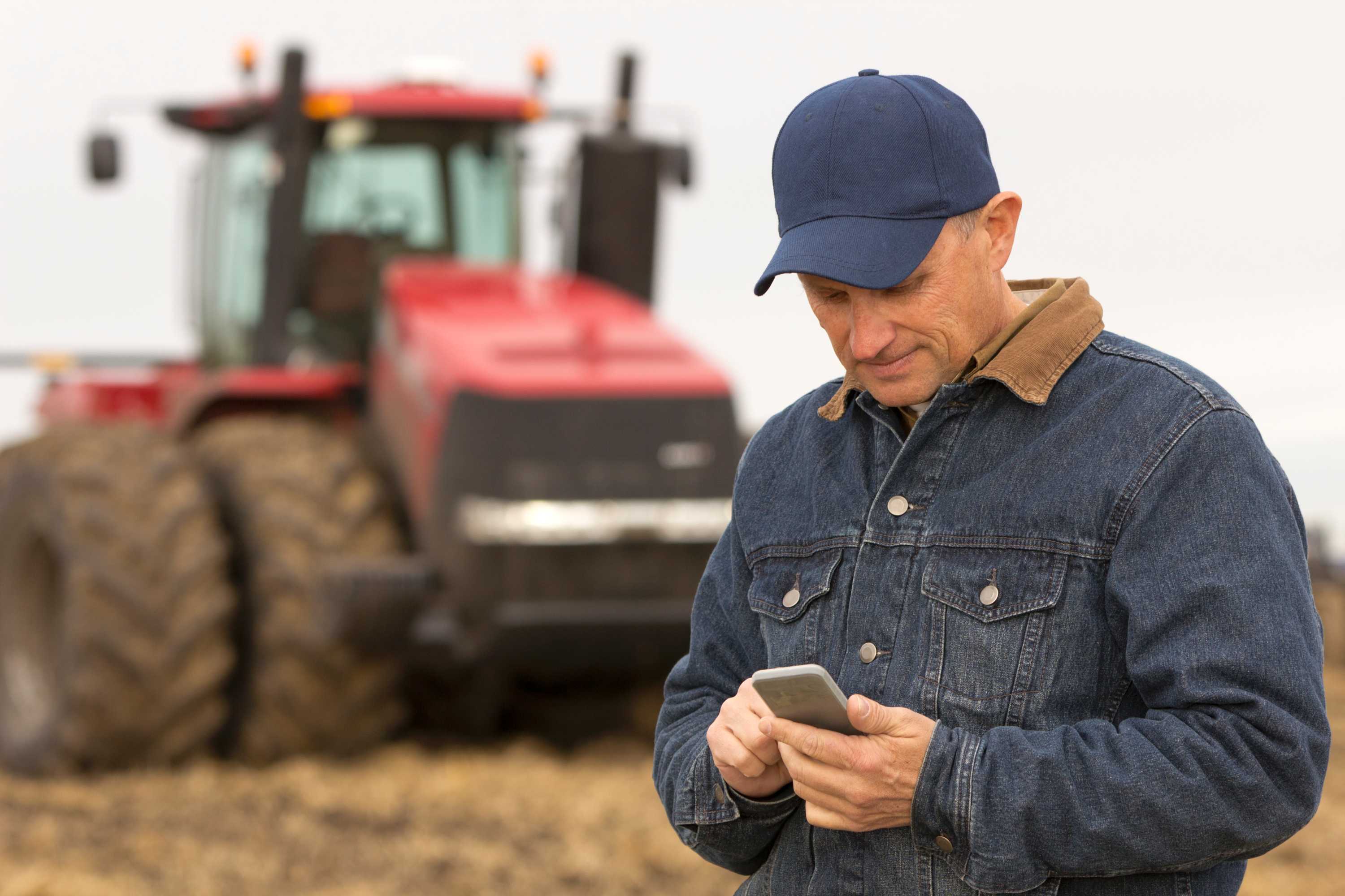 Tweeting farmers becoming the new normal - ABC Radio National