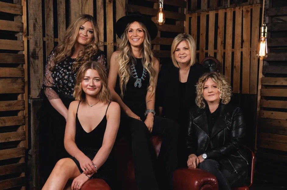 Press photo of Nashville band Sister Sadie