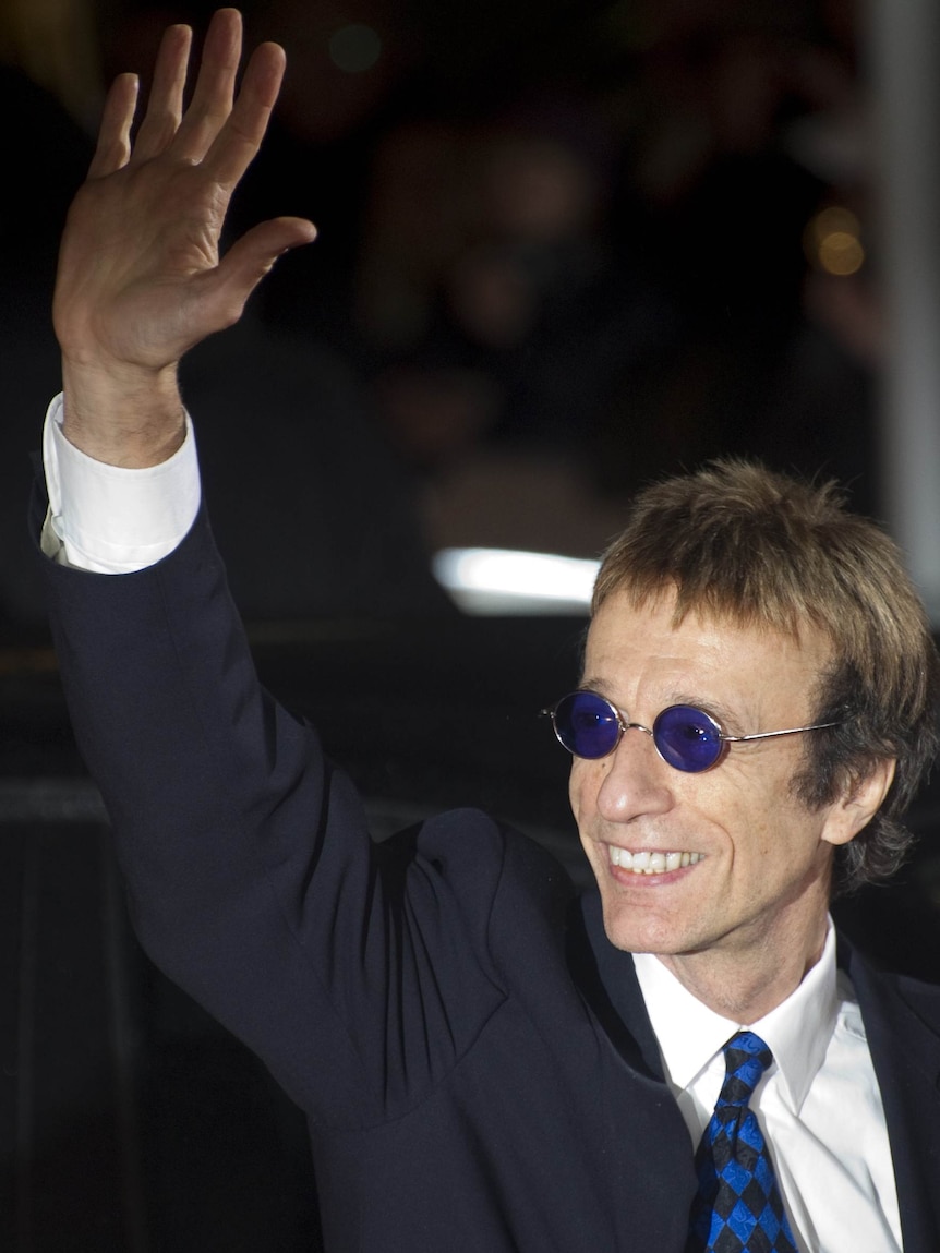 Robin Gibb waving