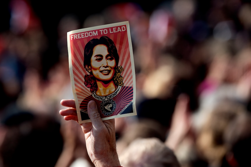 Suu Kyi receives her Nobel Peace Prize
