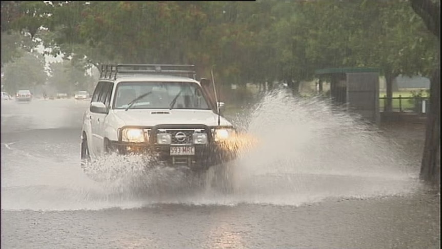 Queenslanders warned further downpours to come