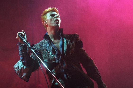 Bowie performs in Rotterdam