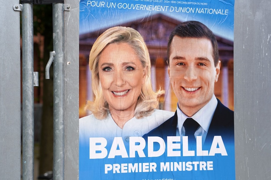 A poster with French writing on it and the pictures of a woman and a man smiling.