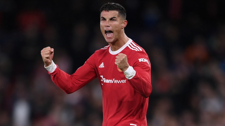 Last-minute Cristiano Ronaldo goal rescues Manchester United in Champions  League win over Villareal - ABC News