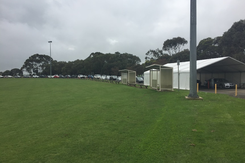 A long line of cars at the Warrnambool testing clinic