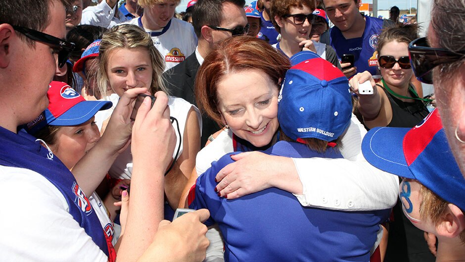 Julia Gillard meets Western Bulldogs fans