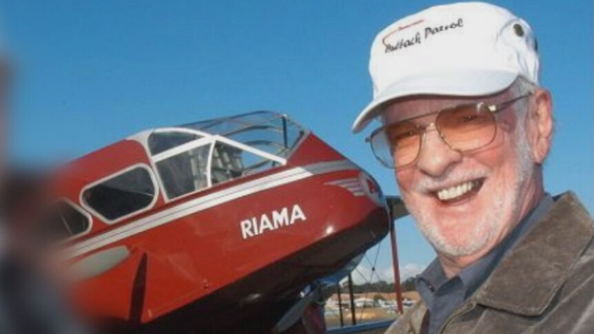 Les Nixon, 82, allegedly tried to take control of a plane from the pilot.