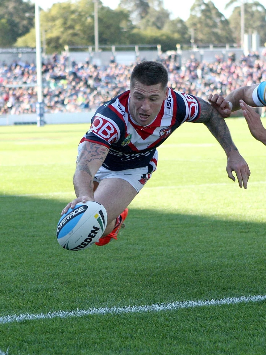 Shaun Kenny-Dowall scores against the Titans