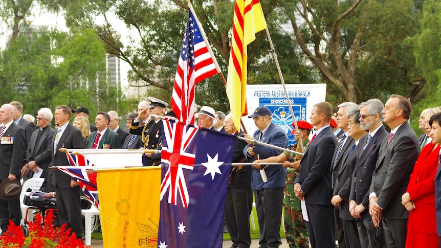 A ceremony has been held to mark Memorial Day, honouring US war dead, in Kings Park.