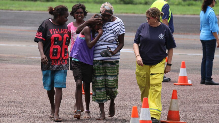 Evacuated Daly River residents arrive in Batchelor