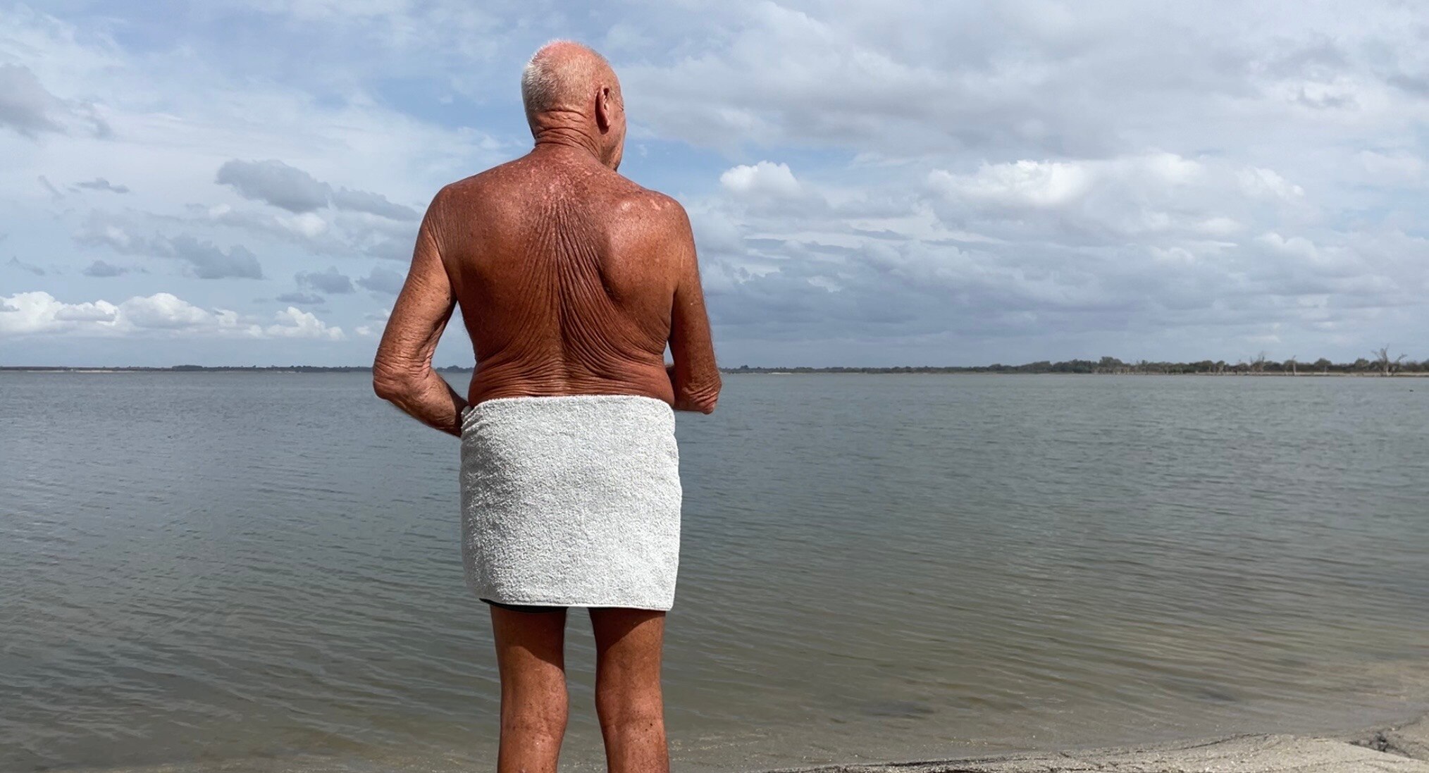 South Australia's Pelican Point beach 'completely locked' off to