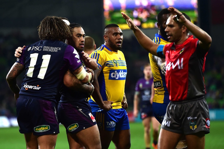 NRL referee refers decision to video ref