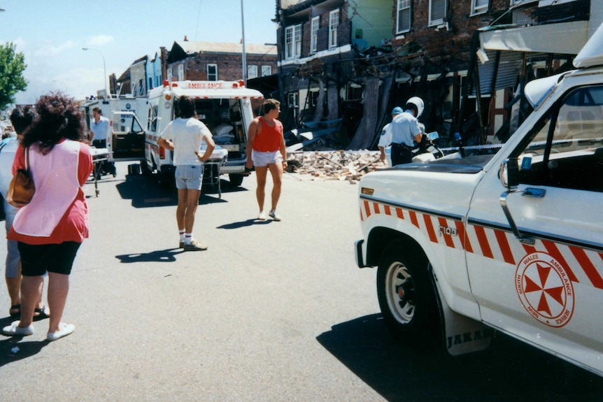 Ambulances in Beaumont Street