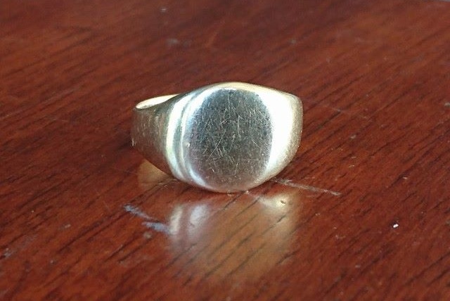 Metal detectorist Paul Olsen is hoping to find the owner of a 1964 gold ring which he found on a Sunshine Coast beach.
