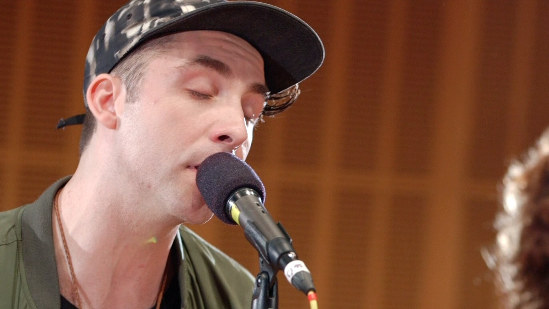 Tuka covers Angus & Julia Stone 'Big Jet Plane' for Like A Version ...