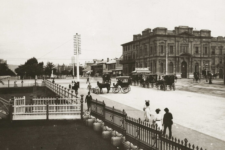 The original Bank of NSW building in 1897.