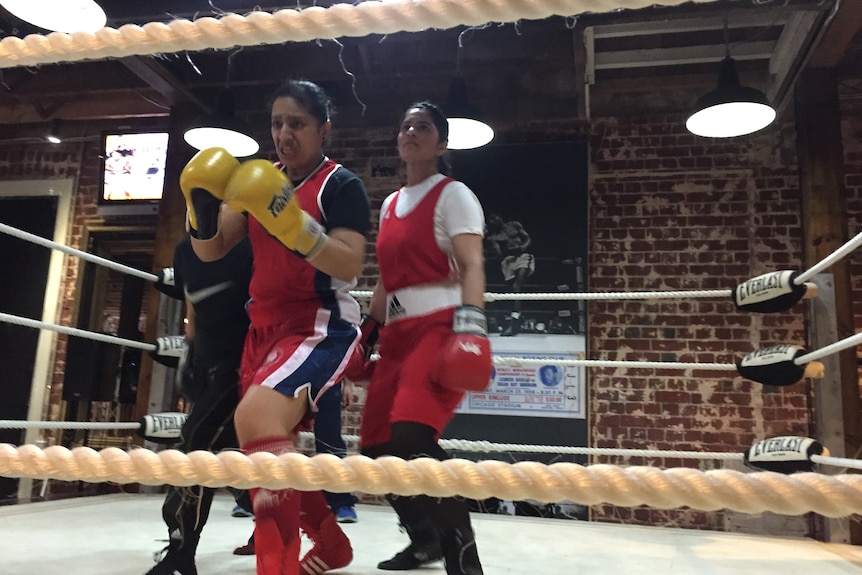 PIAF female Muslim boxers