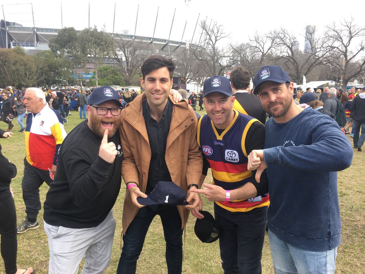 AFL Fantasy champ kicking goals for children's charity - ABC News