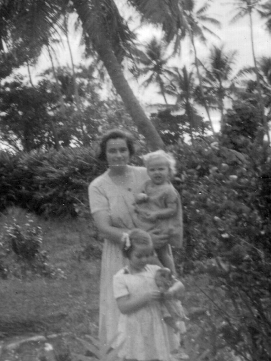 Meg pictured with her mother and siblings 