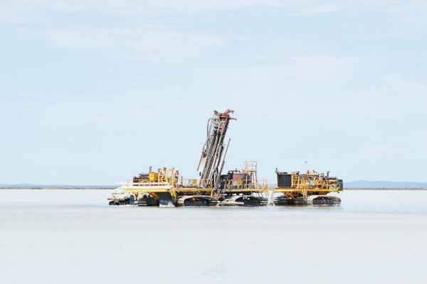 An drilling machine on Lake Lefroy in WA's Goldfields.