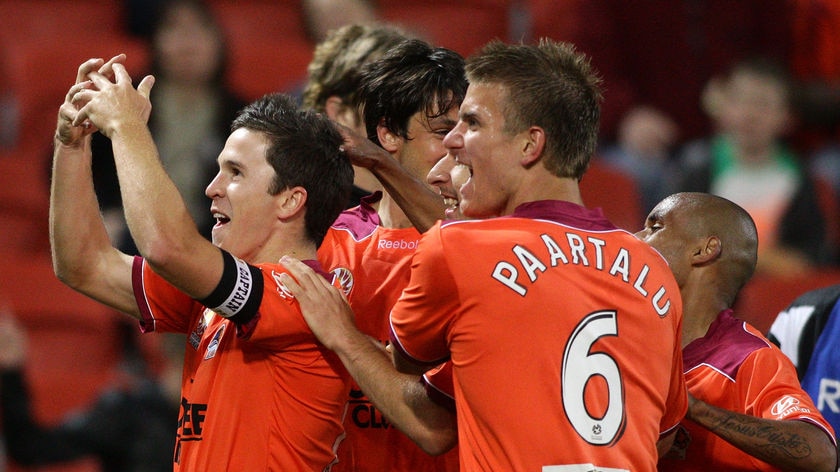 Roar skipper Matt McKay is keen to be involved with the Socceroos' Asian Cup squad.