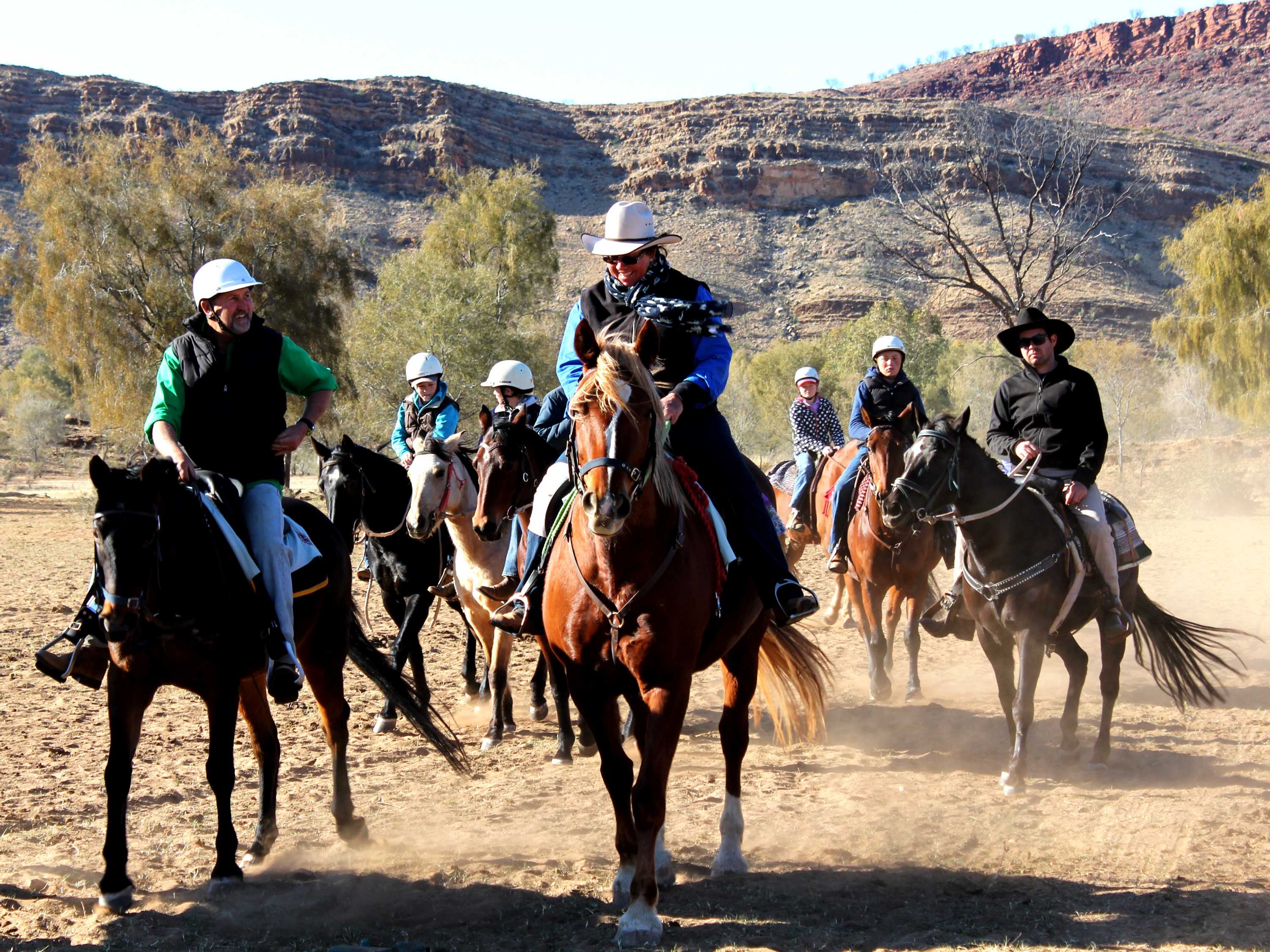 Cancer patient leads Red Centre trail ride for rural men's health - ABC ...