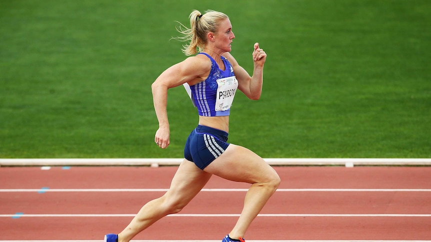 Hot form ... Sally Pearson runs in the women's 200 metres in Canberra