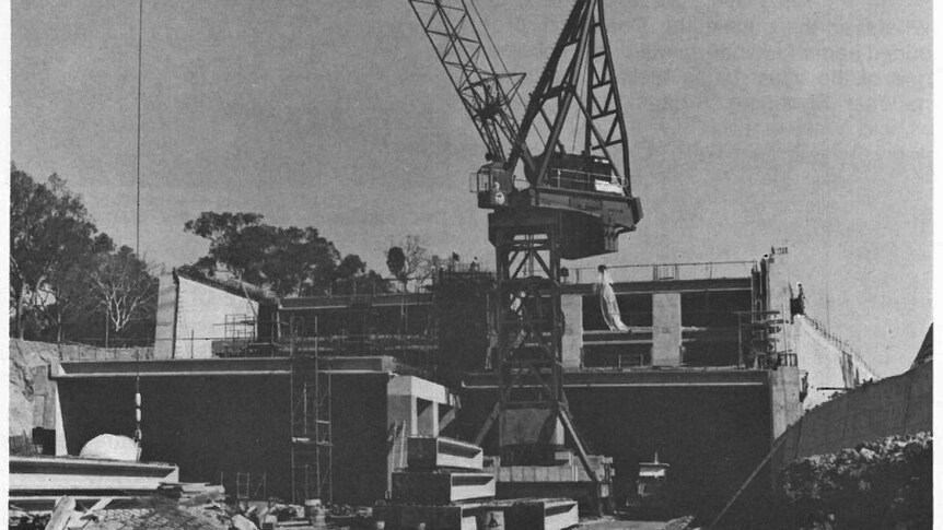 Construction of the Parkes Way tunnel and storage area at Acton in 1977.