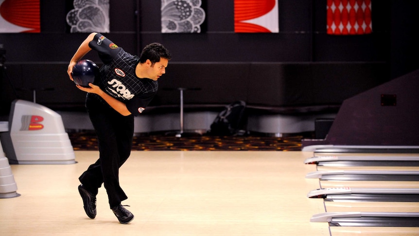 Jason Belmonte's two-handed technique has been a constant throughout his career.