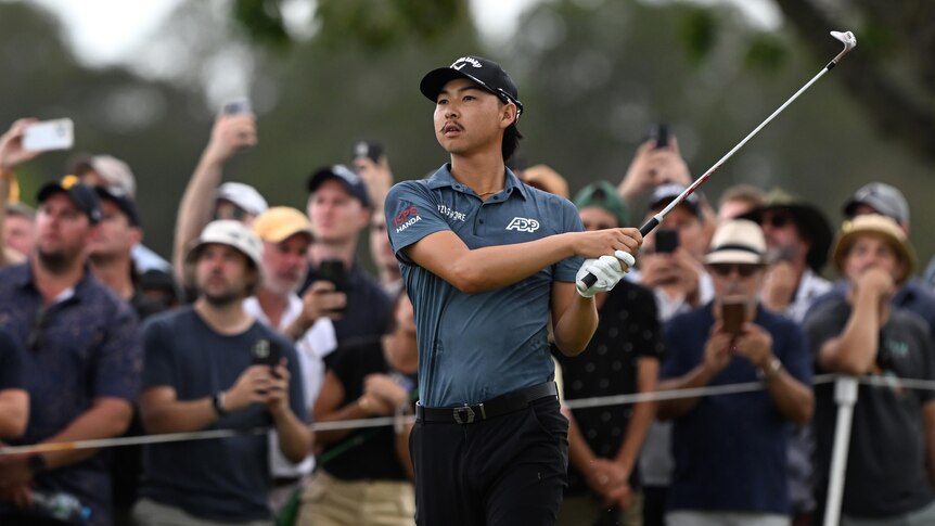 Min Woo Lee mène le championnat australien de la PGA alors qu’Adam Scott recule au troisième tour
