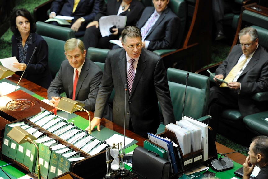 Denis Napthine addresses Parliament.