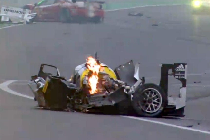 Mark Webber's Porsche 919 Hybrid comes to a stop after crashing at Interlagos on November 30, 2014.