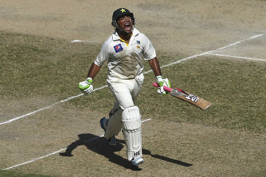 Sarfraz Ahmed celebrates century against Australia