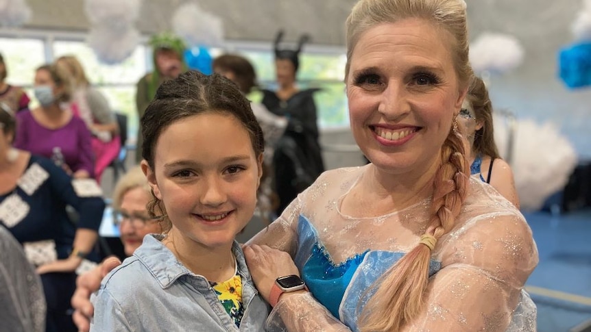 Lara Allen, 10, with 'Elsa' who will perform at the Winter Bravery Festival.