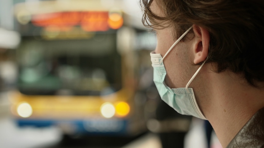 Queensland’s COVID-19 mandate for masks on public transport to be scrapped