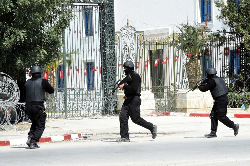 Tunisian security forces secure Bardo Museum