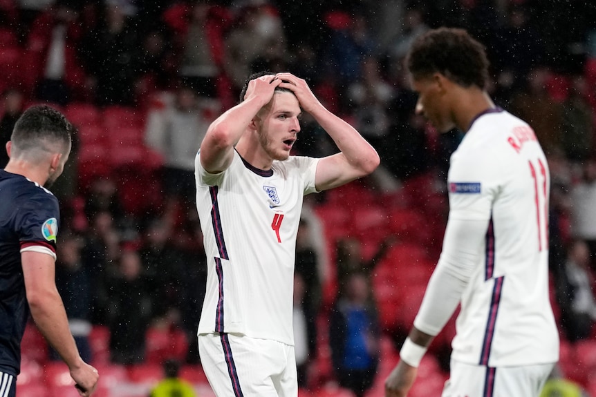 Declan Rice looks exasperated. 