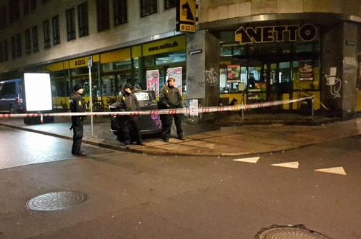 A police blockade 100 metres from the synagogue in Copenhagen