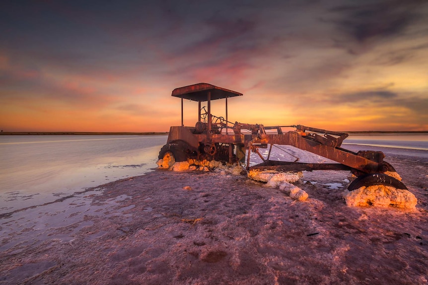 Lake Tyrrell has attracted a steady flow of Asian tourists to the isolated grain town of Sea Lake.