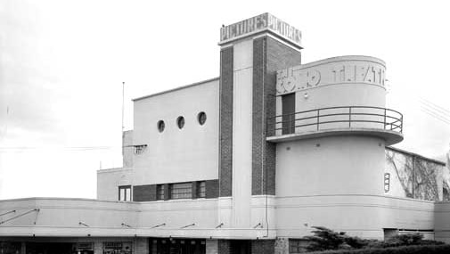 The Como Theatre in 1953