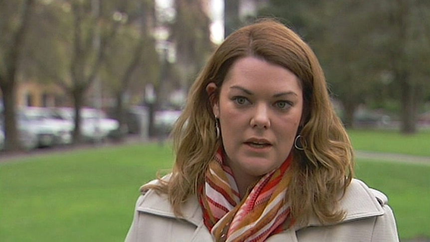 Sarah Hanson-Young slams Coalition's asylum seeker policy as 'shameful, cruel'