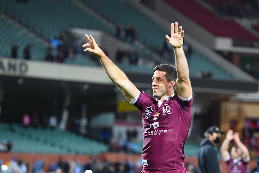 Queensland Maroons player Ben Hunt waves to the Adelaide Oval crowd after State of Origin I.