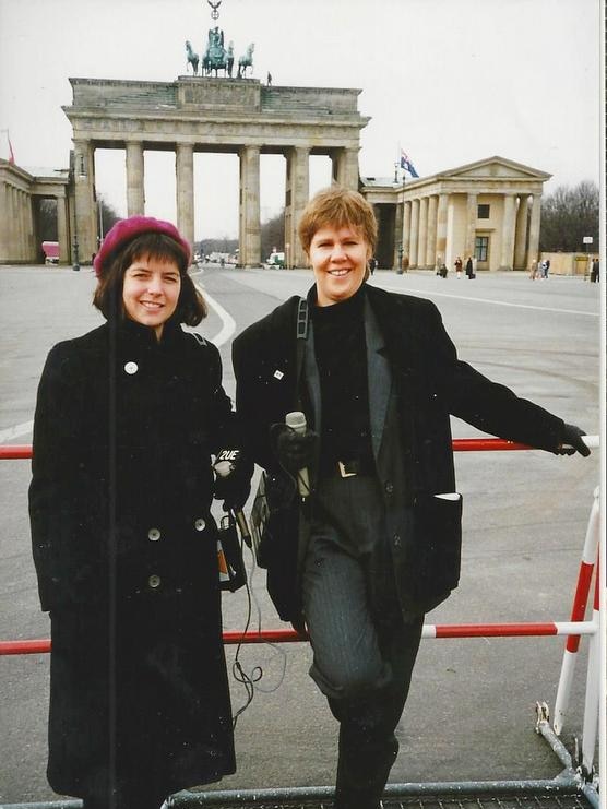 Maher and Kelly standing in front of Brandenburg gate.
