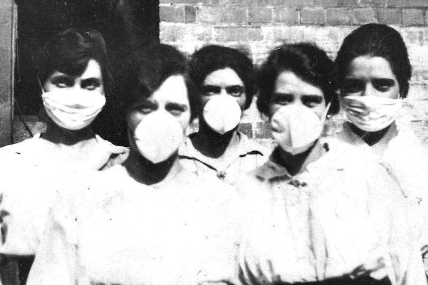 A group of nurses wear face masks during the 1919 Spanish Flu outbreak.
