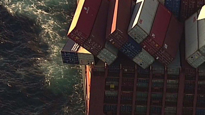 Containers fall of a cargo ship