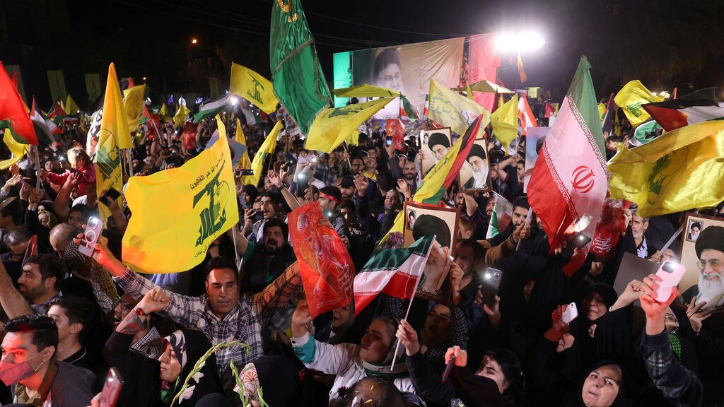Celebration on the streets of Tehran after Iran attack - ABC News
