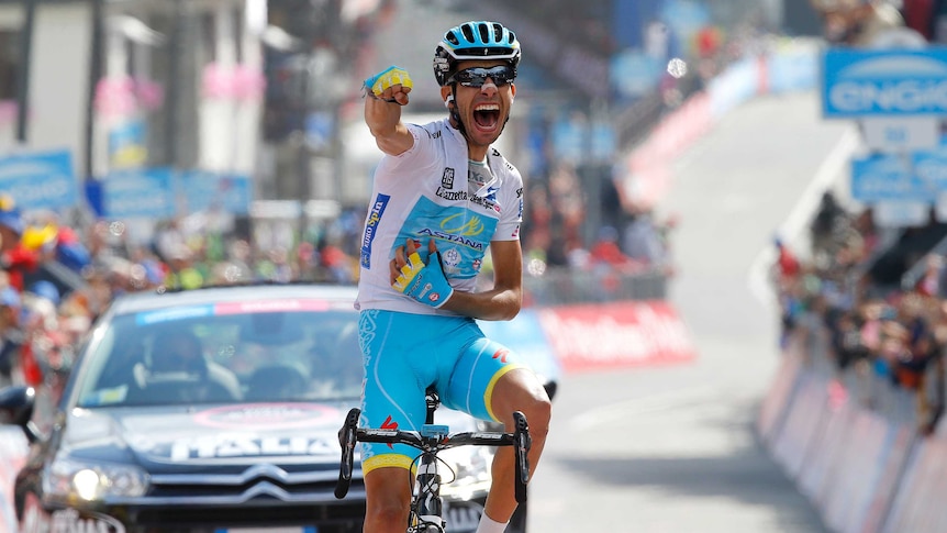 Fabio Aru celebrates 19th stage Giro win