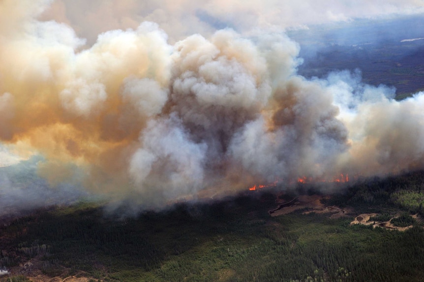 Aerial photo Fort McMurray fires, May 5, 2016