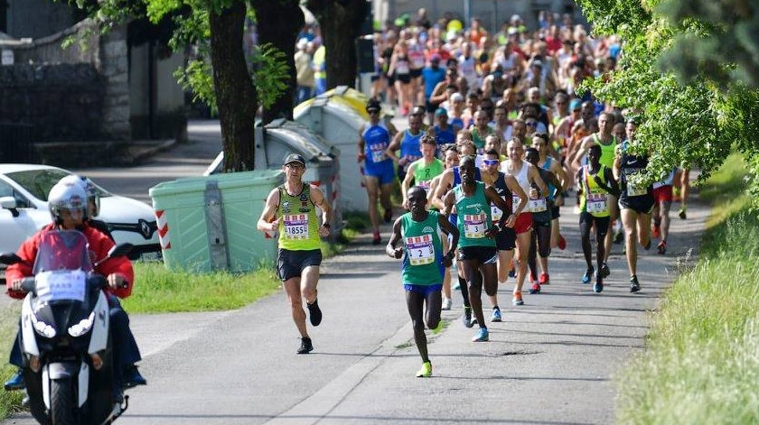 Competitors in the 2018 Trieste half-marathon run through the streets of northern Italy.